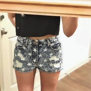 Star print shorts